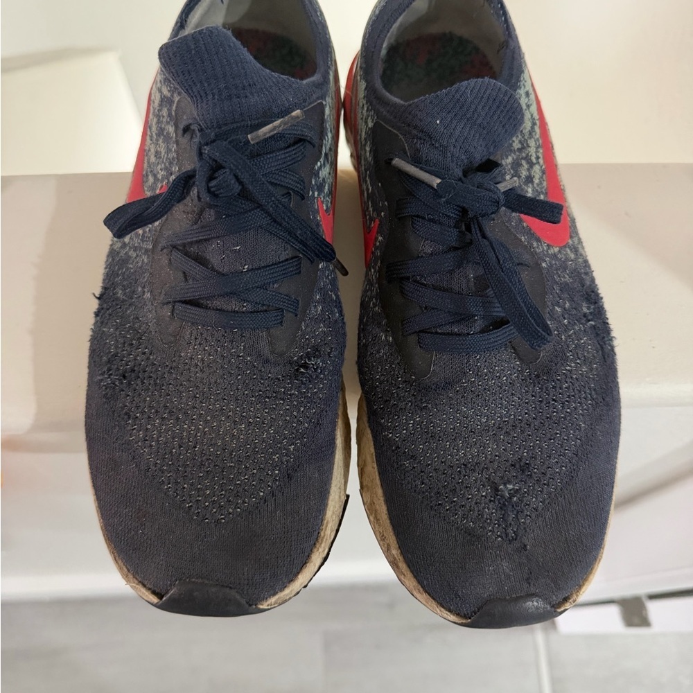 Nike Men's Dark Blue and Red Athletic Shoes